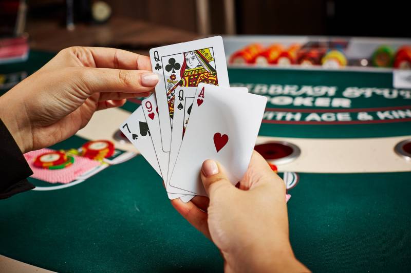 Caribbean Stud Poker Là Gì?